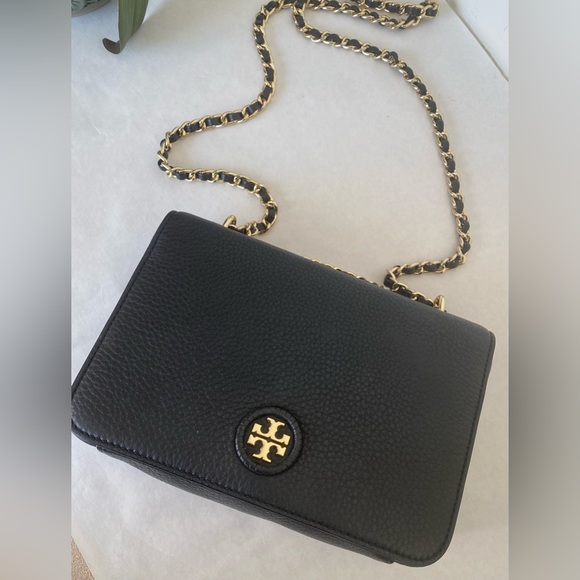 SOLD - Tory Burch crossbody bag - Picture 9 of 15